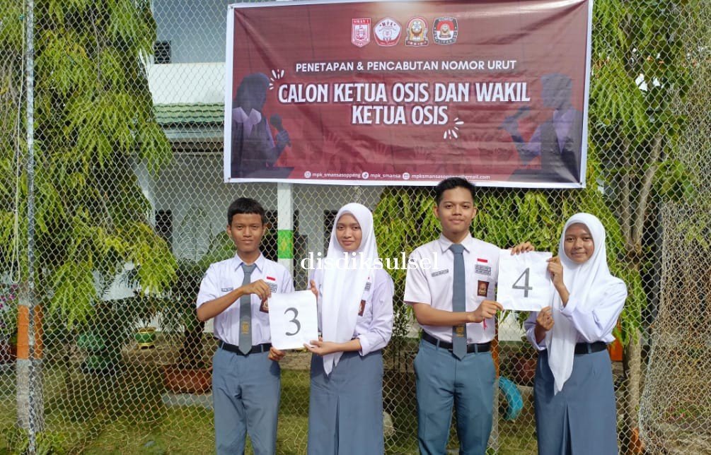 Pencabutan Nomor Urut Pasangan Calon Ketua dan Wakil OSIS SMAN 1 Soppeng Periode 2024/2025