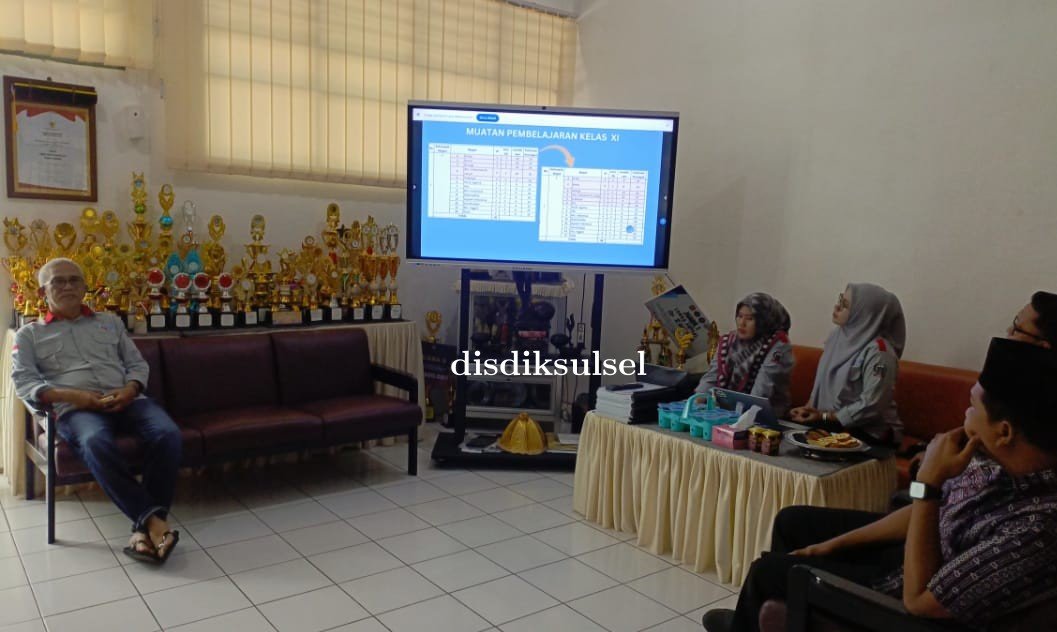Pemaparan Hasil Revisi KOSP UPT SMAN 1 Soppeng